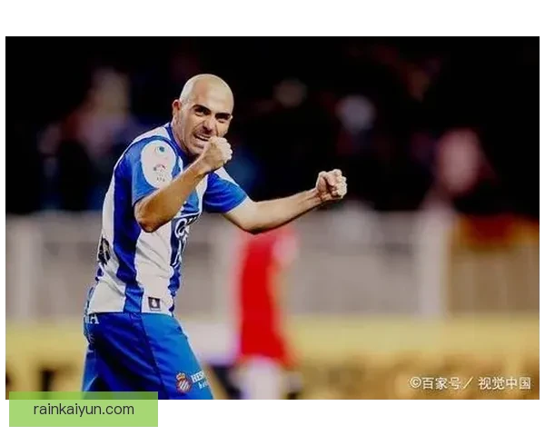 埃斯中场组织能力持续提升，近期表现稳健